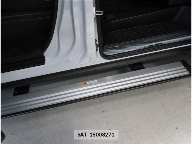 Mitsubishi DELICA 2024-11 6675682-27
