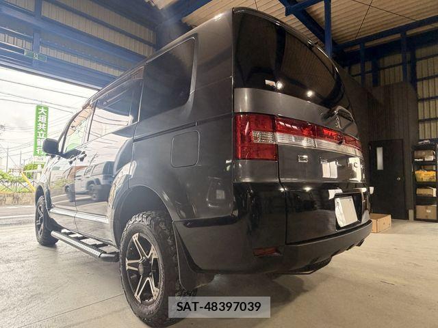 Mitsubishi DELICA 2014-07 6675716-2