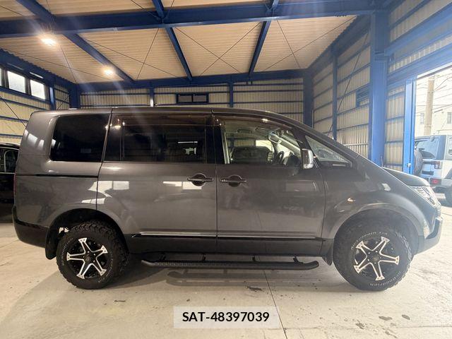 Mitsubishi DELICA 2014-07 6675716-5