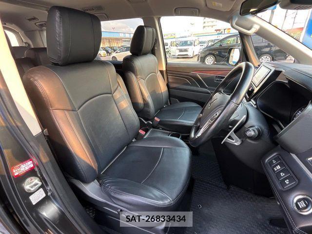 Mitsubishi DELICA 2022-02 6675696-8