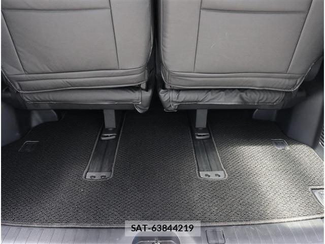 Mitsubishi DELICA 2024-10 6675686-18