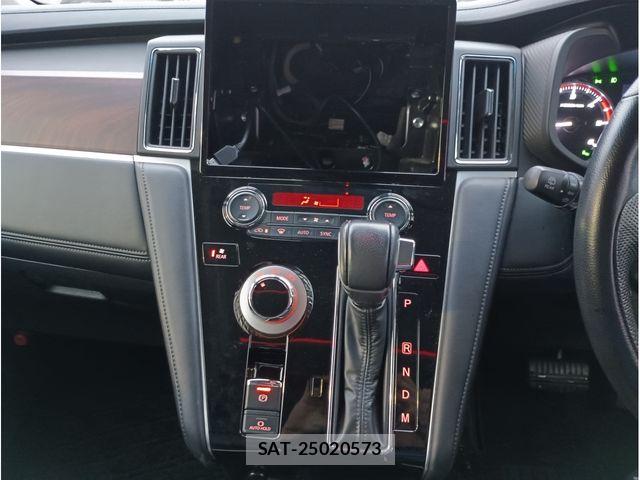 Mitsubishi DELICA 2020-12 6675705-10