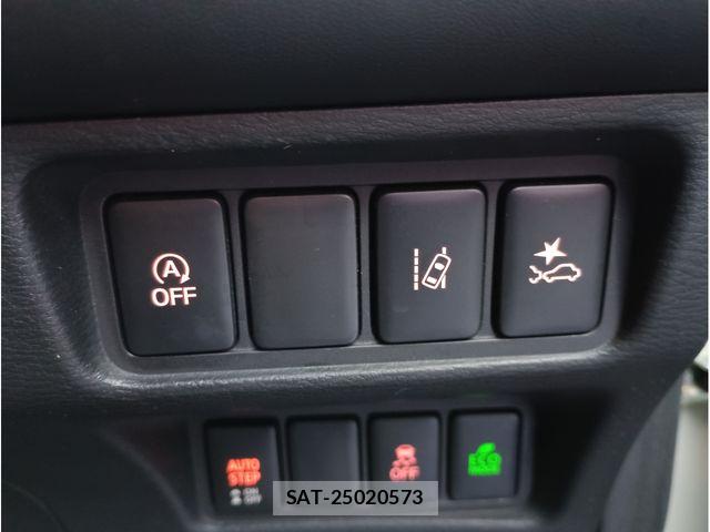 Mitsubishi DELICA 2020-12 6675705-17