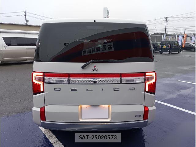 Mitsubishi DELICA 2020-12 6675705-5