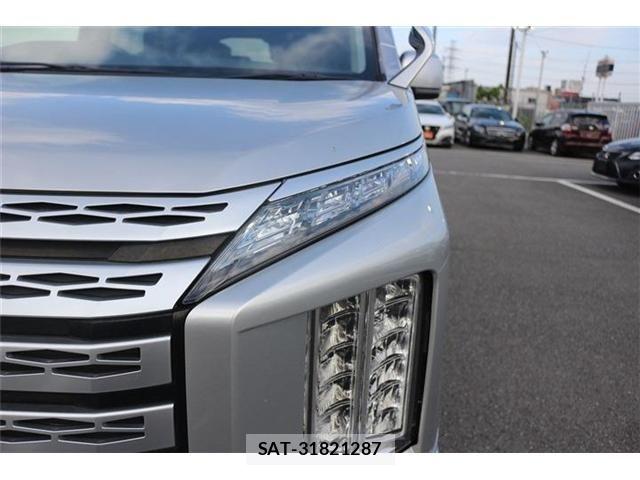 Mitsubishi DELICA 2020-09 6682636-11