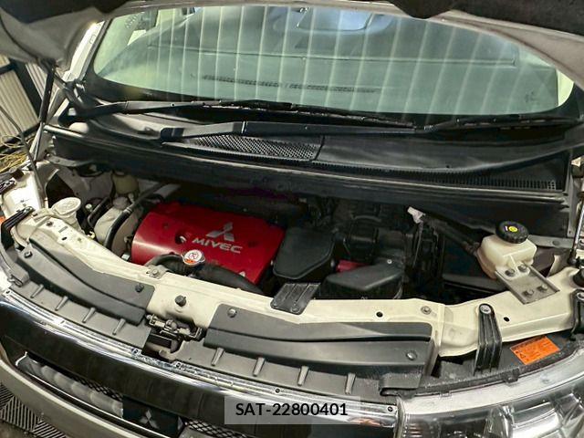 Mitsubishi DELICA 2011-09 6683759-16