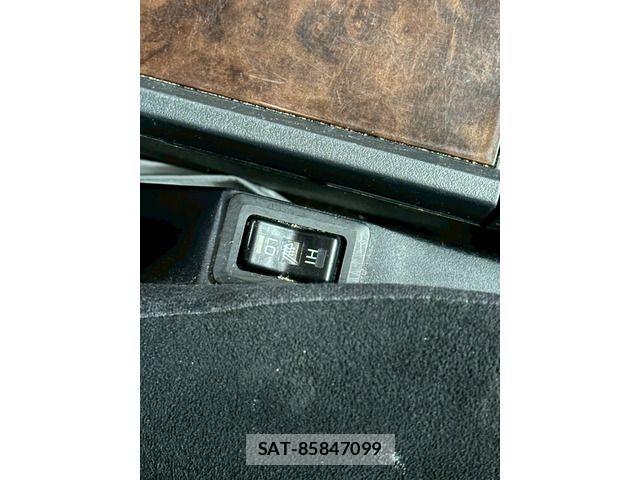 Mitsubishi DELICA 2009-07 6683757-10