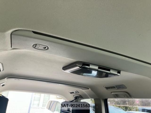 Mitsubishi DELICA 2007-06 6682638-18