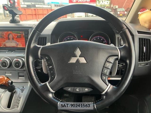 Mitsubishi DELICA 2007-06 6682638-22