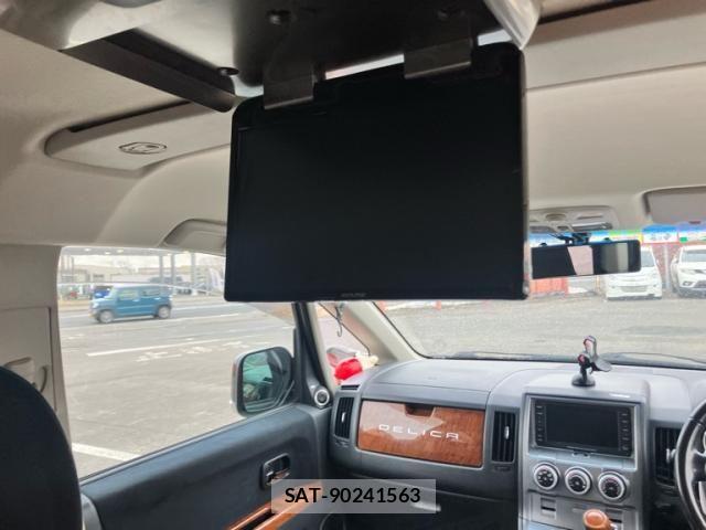 Mitsubishi DELICA 2007-06 6682638-27