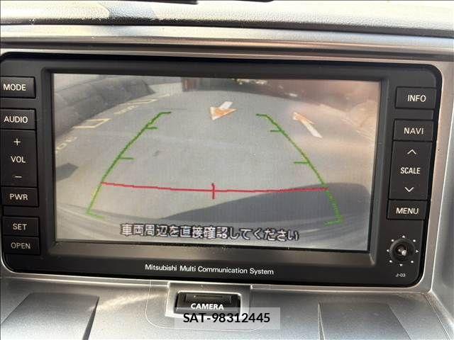 Mitsubishi DELICA 2007-09 6683758-9