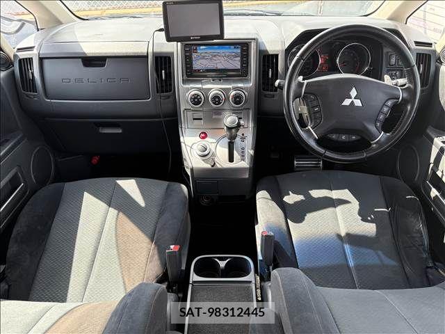 Mitsubishi DELICA 2007-09 6683758-1