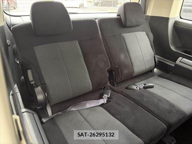 Mitsubishi DELICA 2012-01 6683755-10