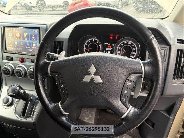 Mitsubishi DELICA 2012-01 6683755-12