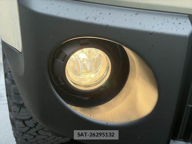 Mitsubishi DELICA 2012-01 6683755-14