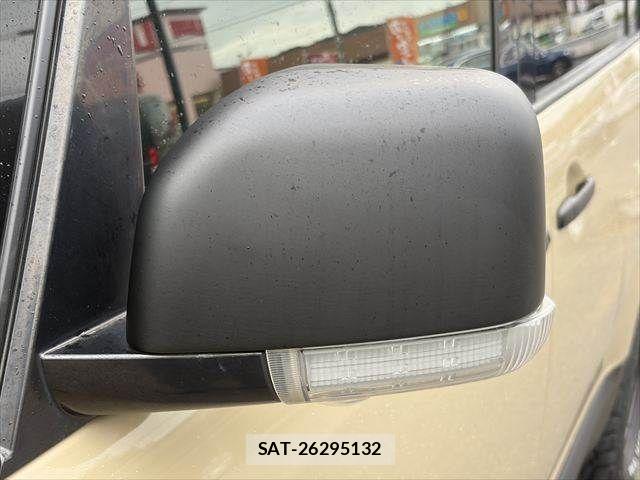 Mitsubishi DELICA 2012-01 6683755-28