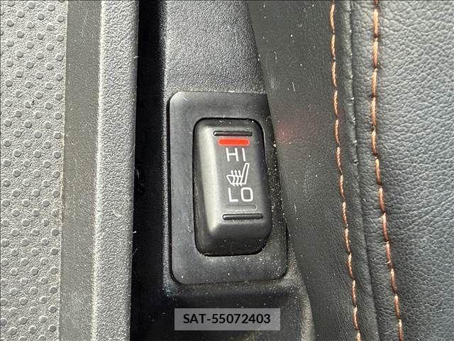 Mitsubishi DELICA 2018-05 6751361-27