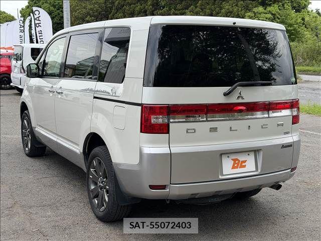 Mitsubishi DELICA 2018-05 6751361-7