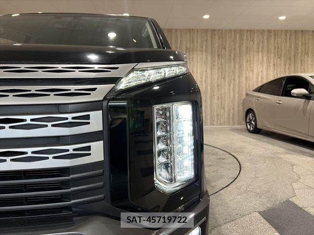 Mitsubishi DELICA 2021-04 6751359-10