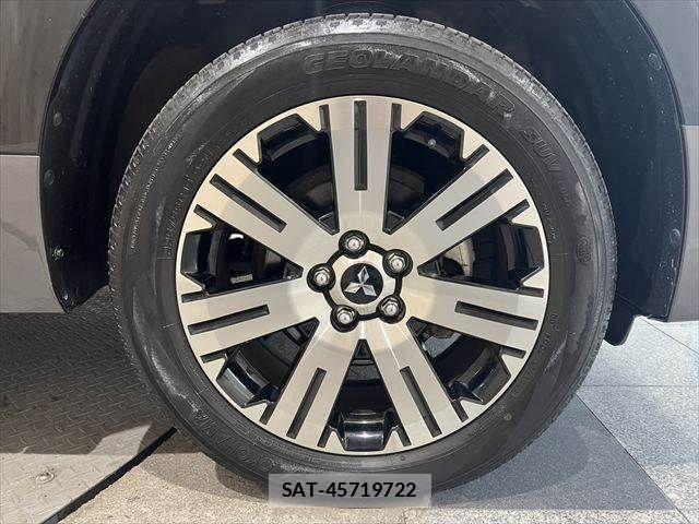 Mitsubishi DELICA 2021-04 6751359-13