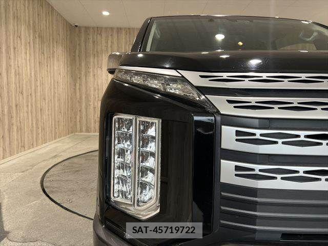 Mitsubishi DELICA 2021-04 6751359-23