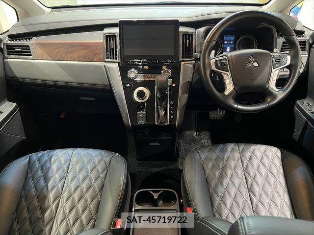 Mitsubishi DELICA 2021-04 6751359-2
