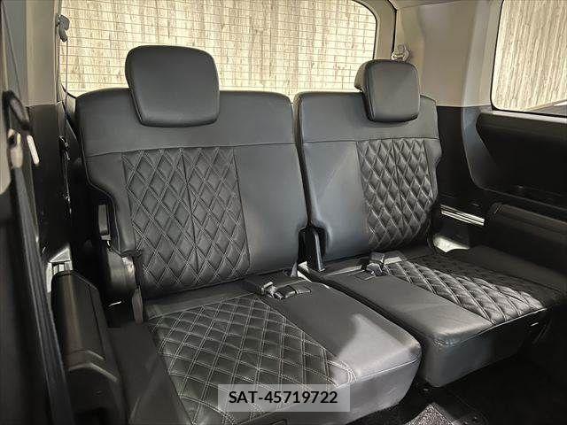 Mitsubishi DELICA 2021-04 6751359-8