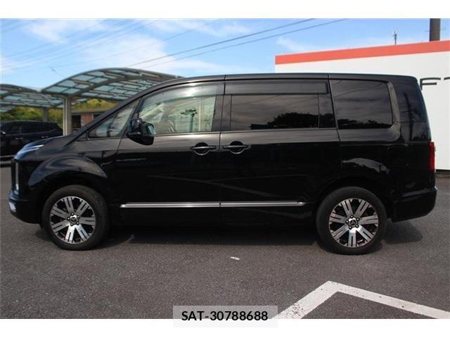 Mitsubishi DELICA 2019-06 6751370-13
