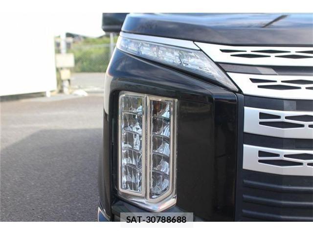 Mitsubishi DELICA 2019-06 6751370-15