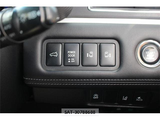 Mitsubishi DELICA 2019-06 6751370-5