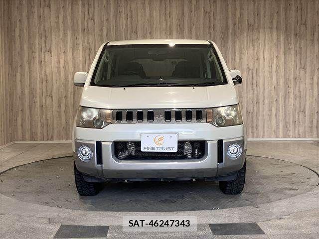 Mitsubishi DELICA 2013-06 6751372-14