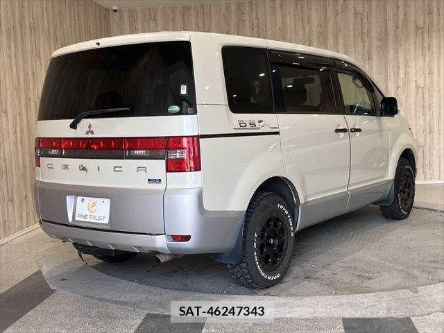 Mitsubishi DELICA 2013-06 6751372-17