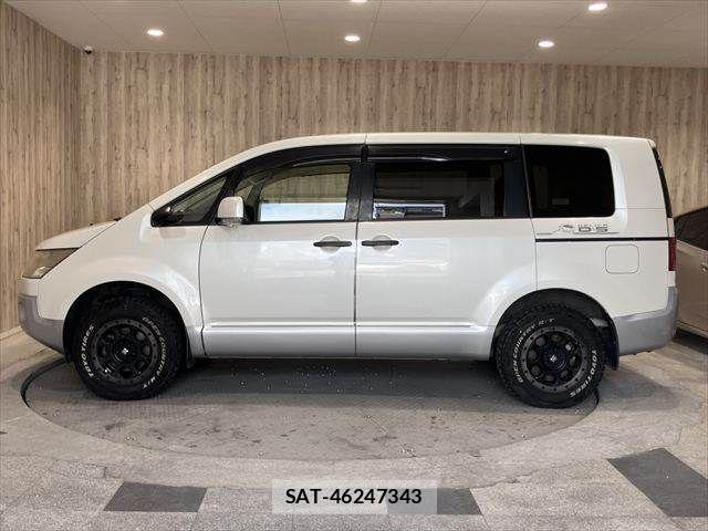 Mitsubishi DELICA 2013-06 6751372-20