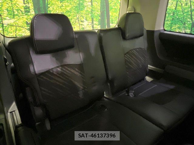Mitsubishi DELICA 2018-01 6751360-9