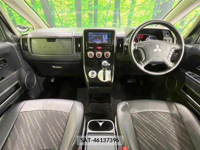Mitsubishi DELICA 2018-01 6751360-1
