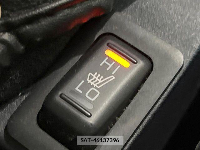 Mitsubishi DELICA 2018-01 6751360-5