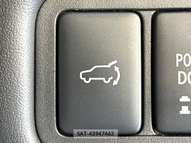 Mitsubishi DELICA 2022-12 6790990-6