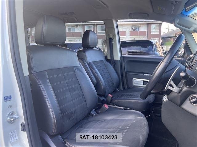 Mitsubishi DELICA 2018-08 6790993-7