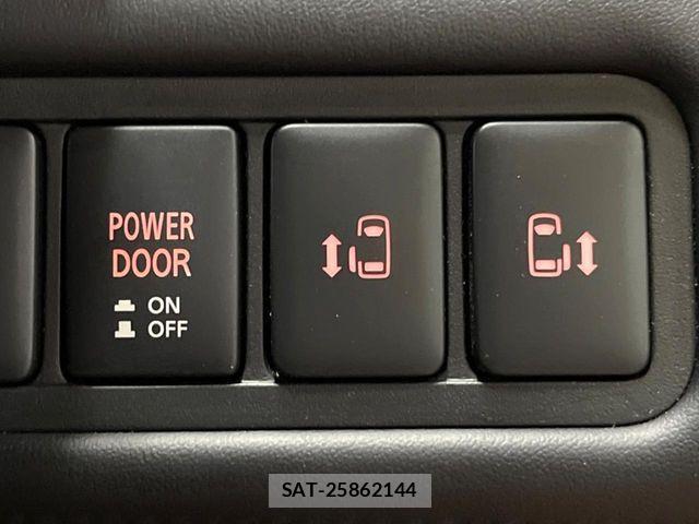 Mitsubishi DELICA 2024-08 6814693-4