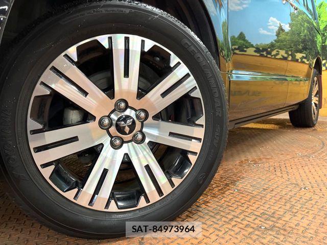 Mitsubishi DELICA 2023-06 6814682-12
