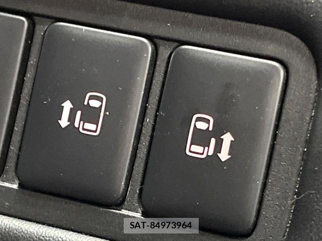 Mitsubishi DELICA 2023-06 6814682-6