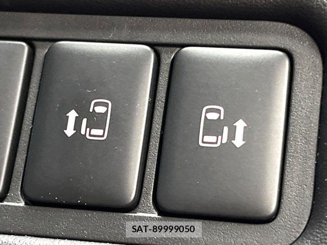 Mitsubishi DELICA 2025-09 6814673-6