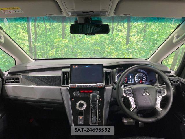 Mitsubishi DELICA 2022-10 6814694-1