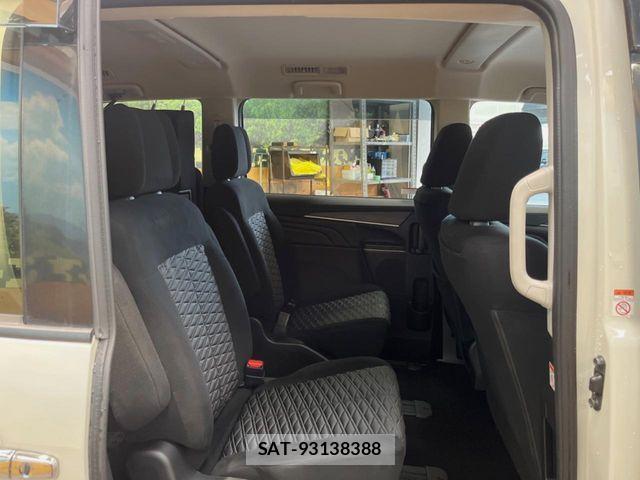 Mitsubishi DELICA 2021-04 6814688-9