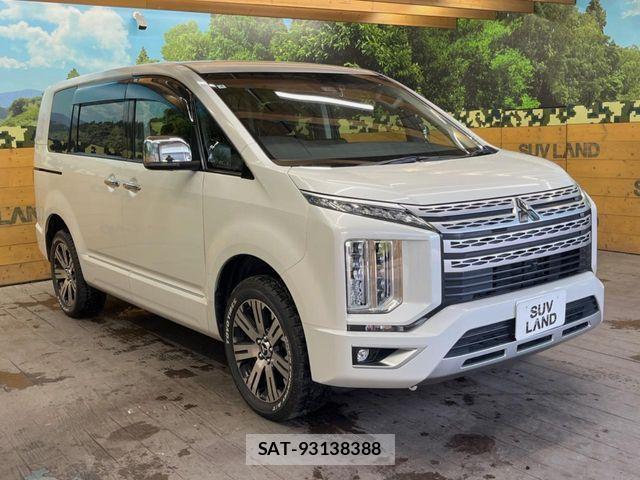 Mitsubishi DELICA 2021-04 6814688-17