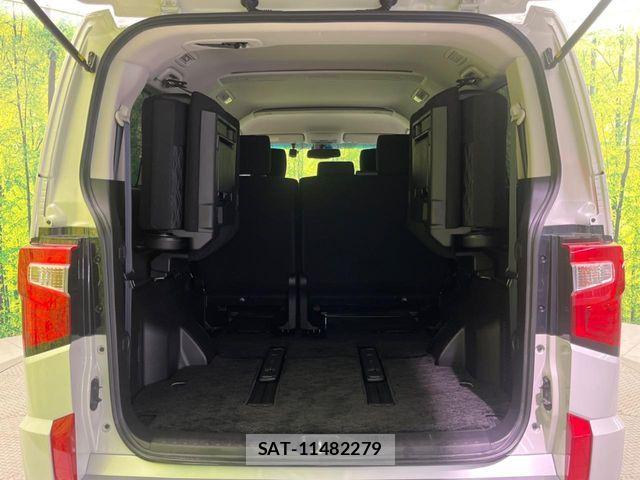 Mitsubishi DELICA 2020-07 6814695-10