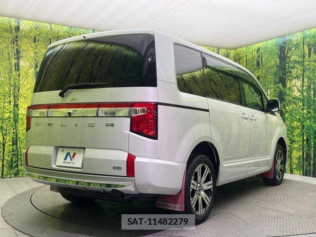Mitsubishi DELICA 2020-07 6814695-17