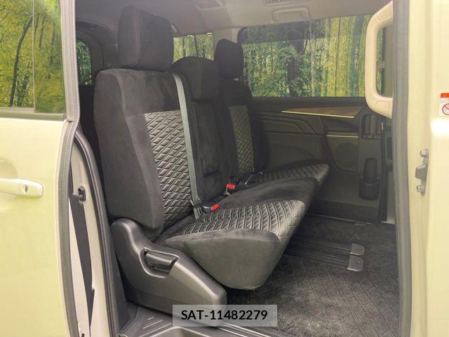 Mitsubishi DELICA 2020-07 6814695-8