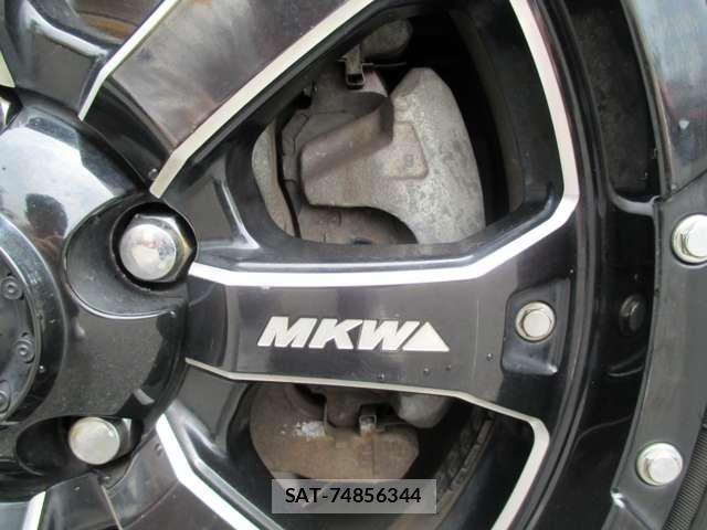 Mitsubishi DELICA 2018-03 6814703-15