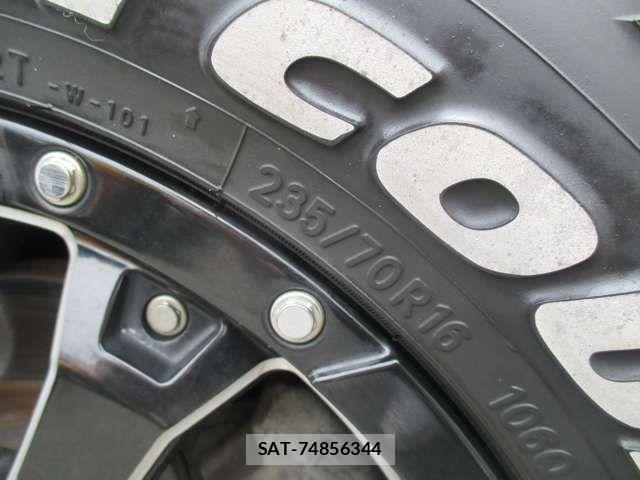 Mitsubishi DELICA 2018-03 6814703-16